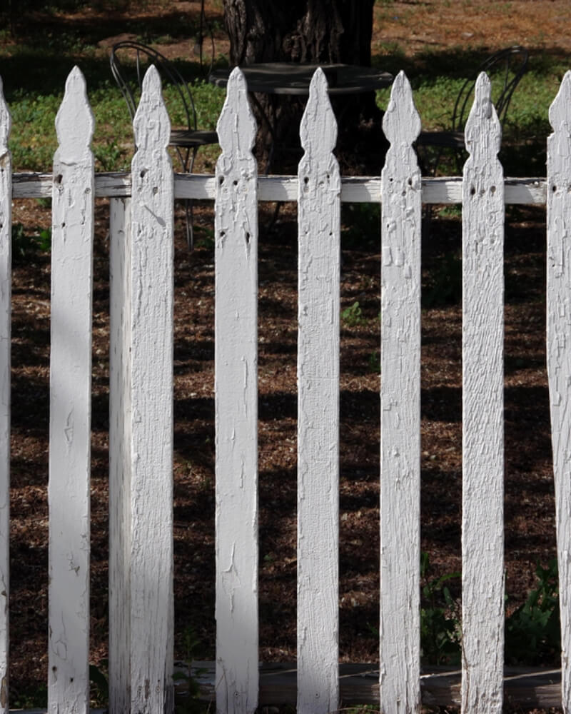 Spade Styled Picket Fence