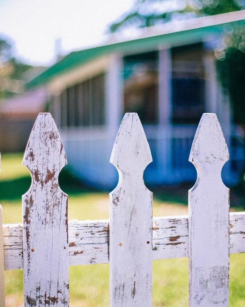 Staggered Picket Fence Design