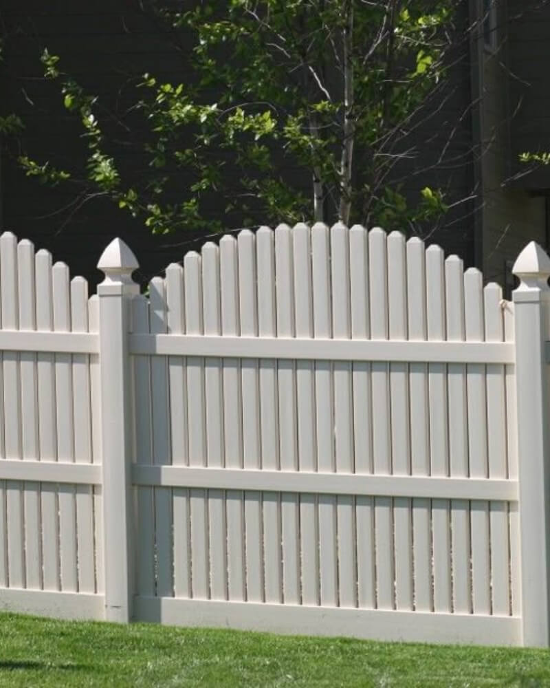 Waved Picket Fence Design