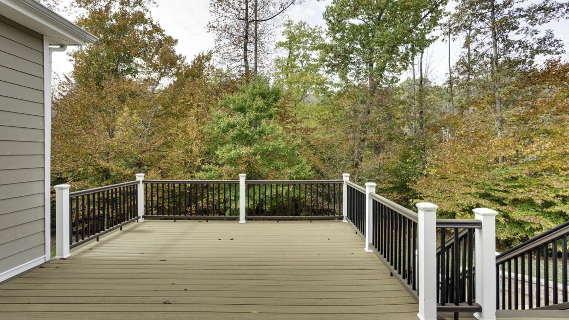 Deck Railing Height Essential Guide to Deck Railing Requirements | Spacefencing